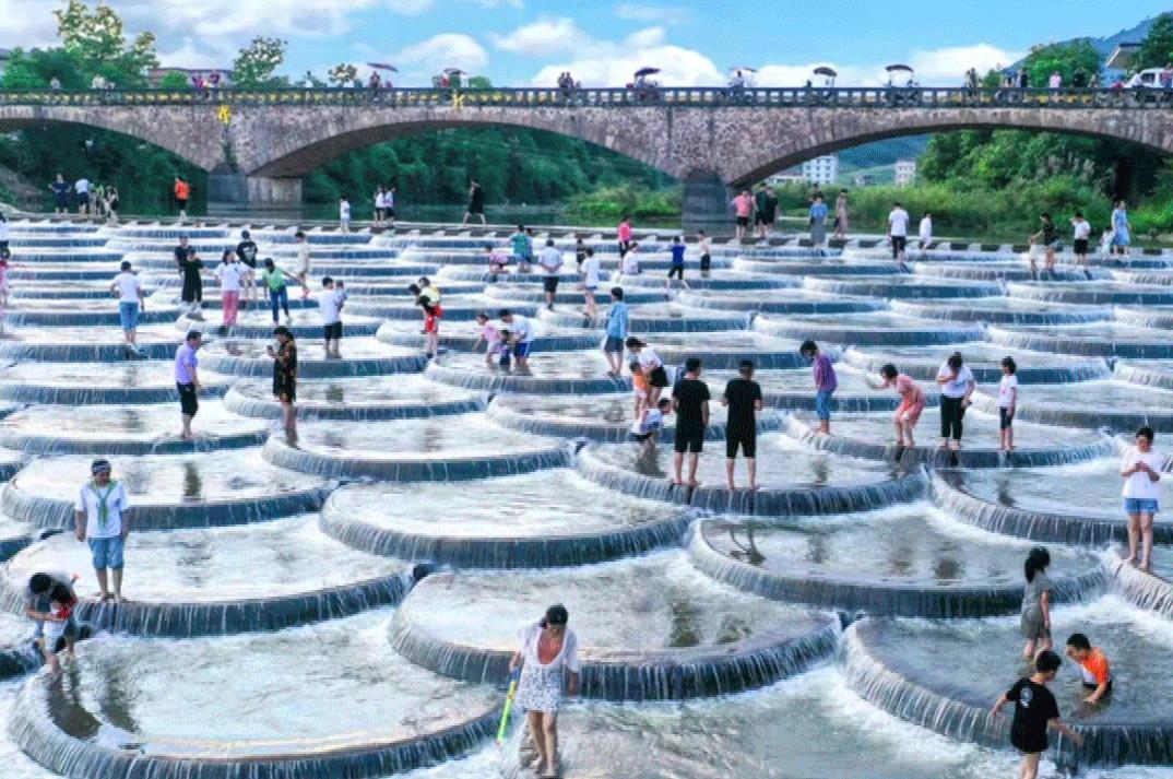 这个绝佳避暑纳凉胜地，让你感受23℃凉爽夏天，中惠旅石牛寨景区