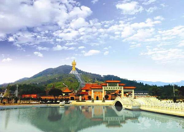 根据名单,南京夫子庙秦淮风光带,苏州园林(拙政园,虎丘山风景区,留园)
